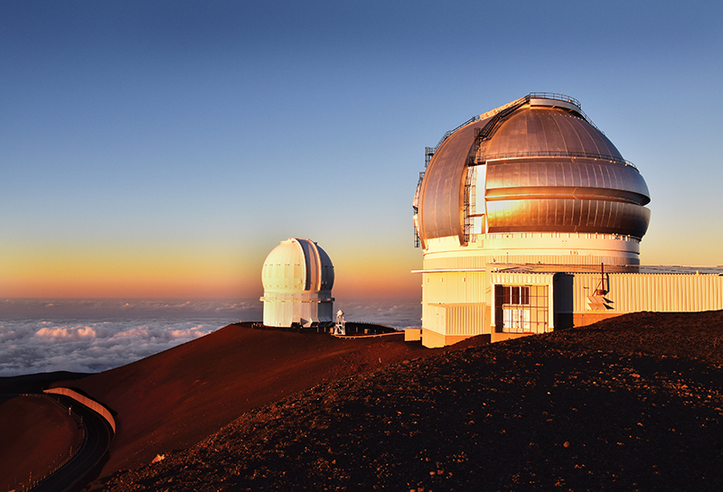 Mauna Kea Observatory. Photo by E Palen (Flickr)