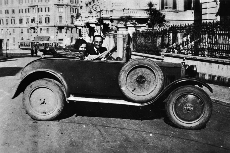 Enrico Fermi and his wife, Laura. The car appears to be a Fiat 514, model year ca. 1930. Photo courtesy of Argonne National Laboratory.