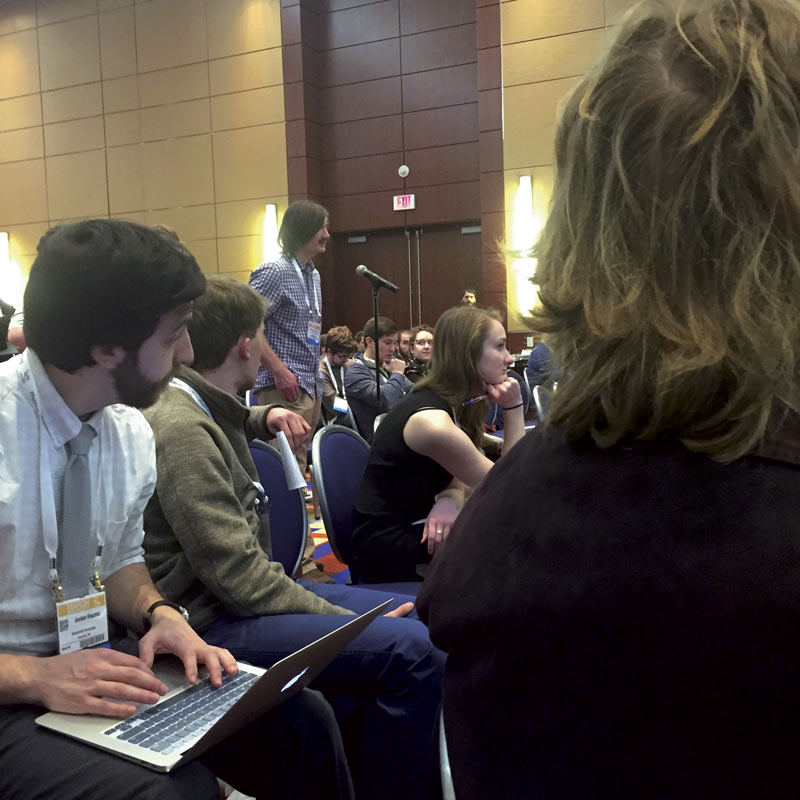 Undergraduate students ask questions during a Q&amp;A session at the 2016 APS March Meeting in Baltimore, MD.