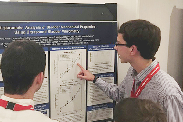 Huber presenting his research at the 2016 Quadrennial Congress of Sigma Pi Sigma (PhysCon) in San Francisco, California. Photo courtesy of Rhodes College.