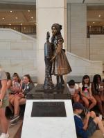 Statue of Hellen Keller